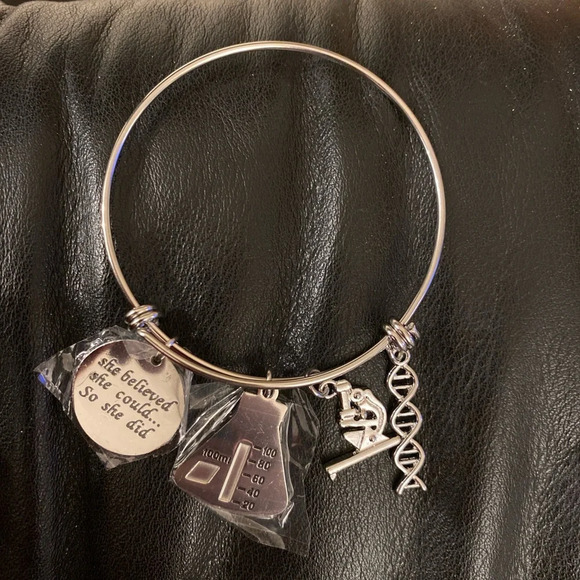 Science Charm Bracelet - Picture 1 of 8